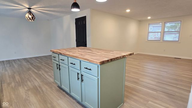 9331 Cherry Valley Court, Indianapolis, IN 46235