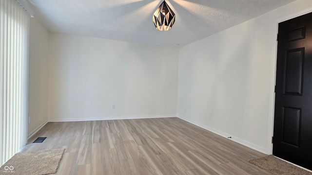 9331 Cherry Valley Court, Indianapolis, IN 46235