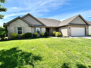 808 Lambert Drive, Piqua, OH 45356