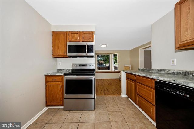 1201 CONEWAGO DR, Frederick, MD 21702