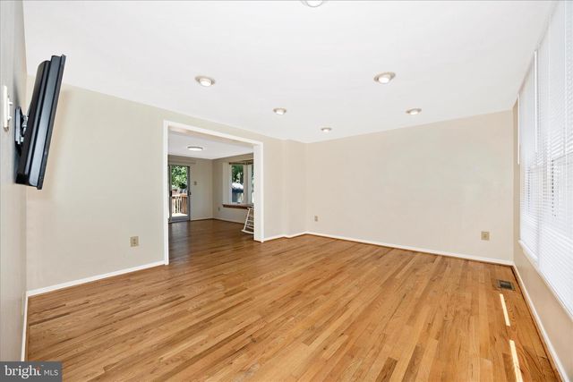 1201 CONEWAGO DR, Frederick, MD 21702