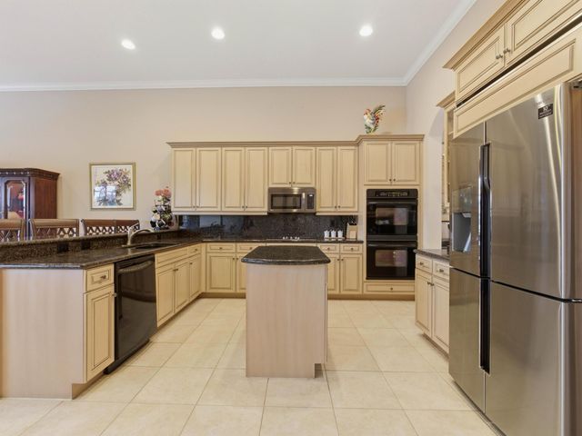 11082 Via Siena, Boynton Beach, FL 33437