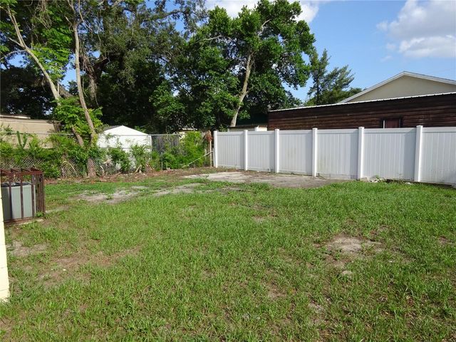 4307 E OSBORNE AVENUE, Tampa, FL 33610