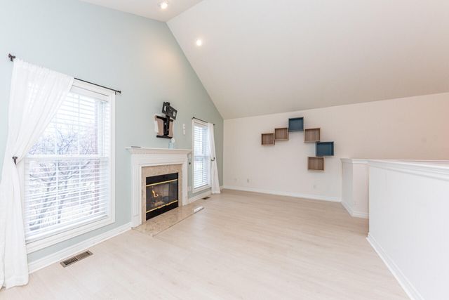 5588 Hampshire Lane, Ypsilanti, MI 48197