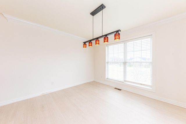 5588 Hampshire Lane, Ypsilanti, MI 48197