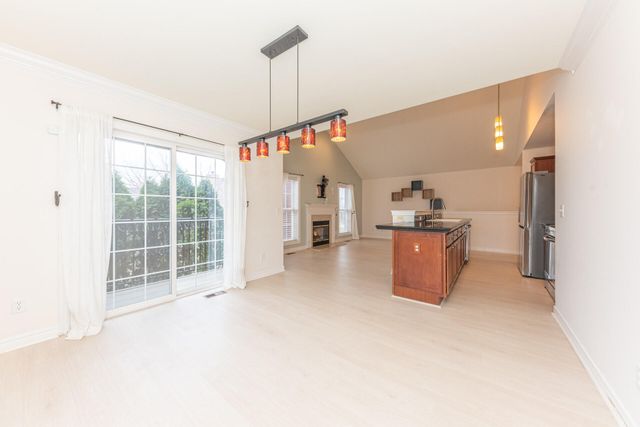 5588 Hampshire Lane, Ypsilanti, MI 48197