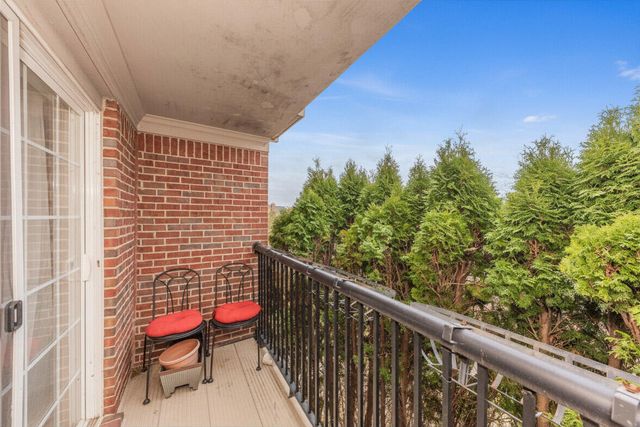 5588 Hampshire Lane, Ypsilanti, MI 48197