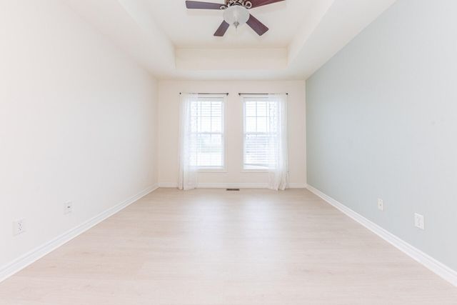 5588 Hampshire Lane, Ypsilanti, MI 48197