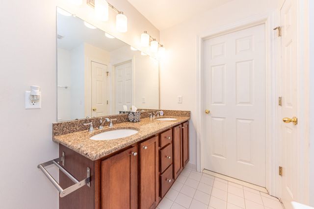 5588 Hampshire Lane, Ypsilanti, MI 48197