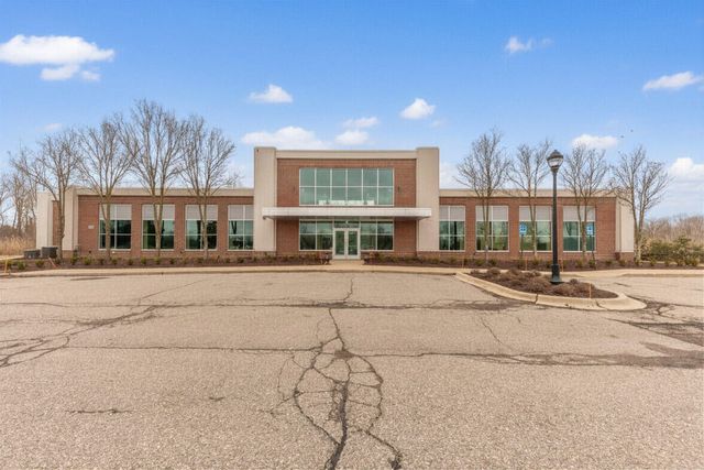 5588 Hampshire Lane, Ypsilanti, MI 48197