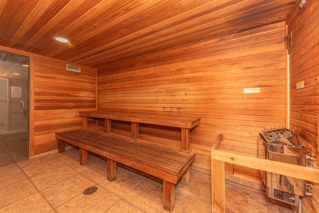 5588 Hampshire Lane, Ypsilanti, MI 48197