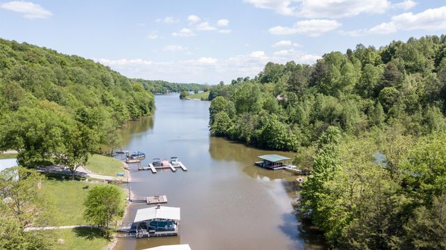 161 Watkins Rd, Lynchburg, TN 37352