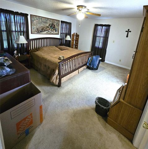 5100 Warpath Street, Alvin, TX 77511