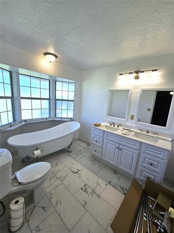 5100 Warpath Street, Alvin, TX 77511