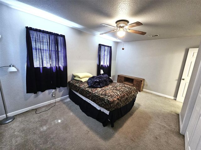 5100 Warpath Street, Alvin, TX 77511