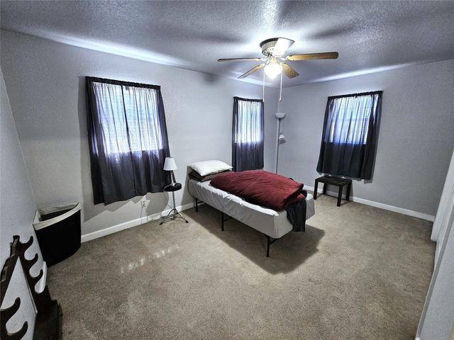 5100 Warpath Street, Alvin, TX 77511