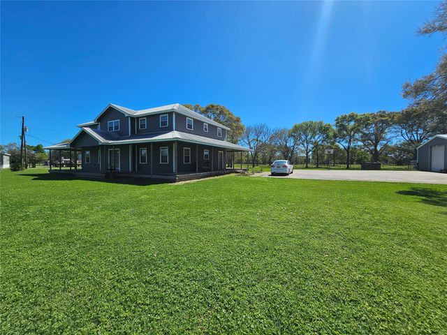 5100 Warpath Street, Alvin, TX 77511