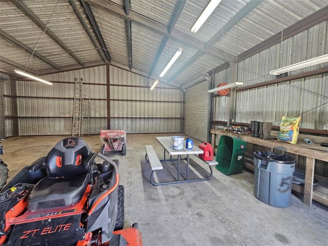5100 Warpath Street, Alvin, TX 77511