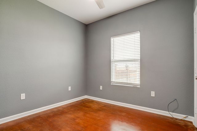 604 S Aquilla Street, Itasca, TX 76055