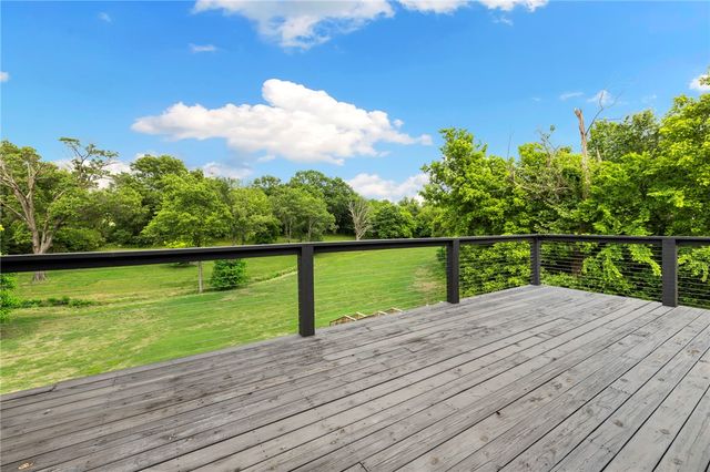 260 W Brown Road, Cave Springs, AR 72718