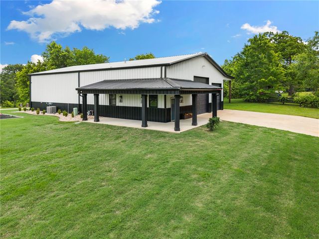 260 W Brown Road, Cave Springs, AR 72718