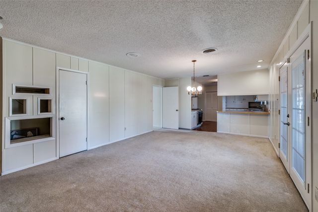 5613 Westcreek Drive, Fort Worth, TX 76133