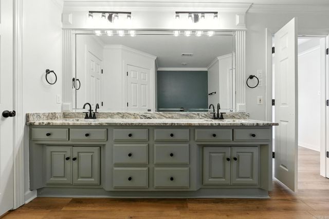 305 Maranes Circle, Maumelle, AR 72113