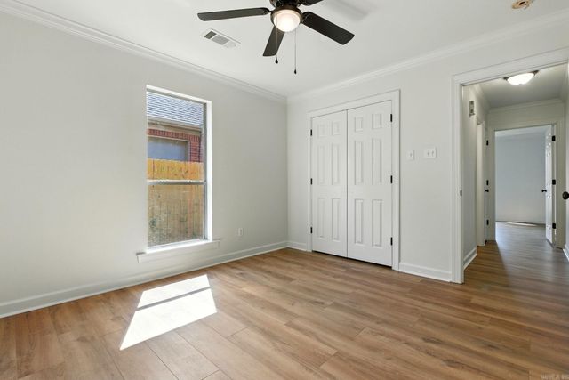 305 Maranes Circle, Maumelle, AR 72113