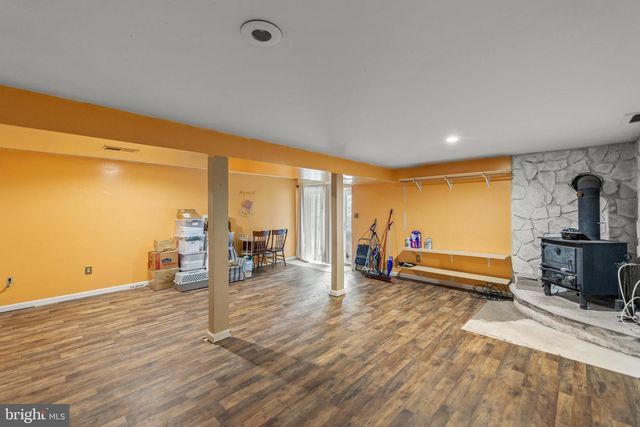 434 KING DAVID DR, Linden, VA 22642