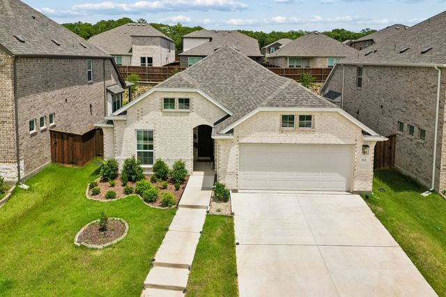 313 Corral Acres Way, Fort Worth, TX 76120