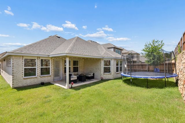 313 Corral Acres Way, Fort Worth, TX 76120
