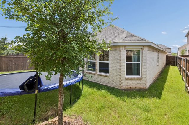313 Corral Acres Way, Fort Worth, TX 76120