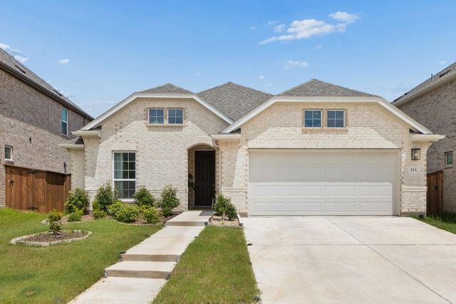 313 Corral Acres Way, Fort Worth, TX 76120