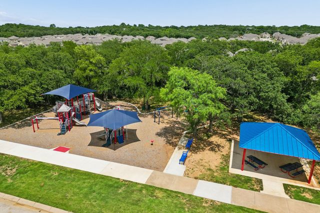 313 Corral Acres Way, Fort Worth, TX 76120