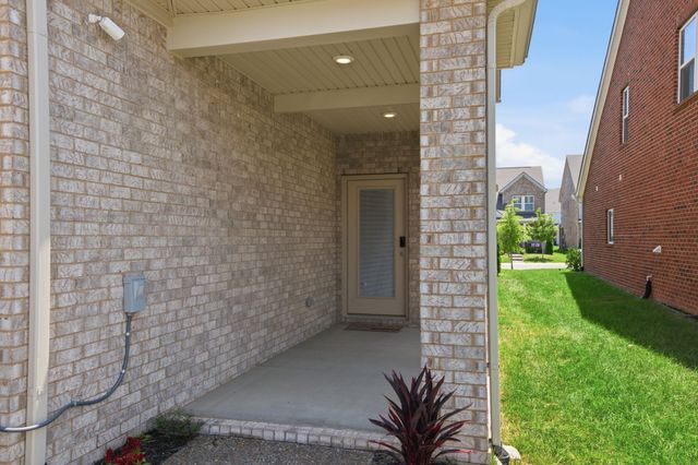 152 Calm Waters St, Franklin, TN 37064