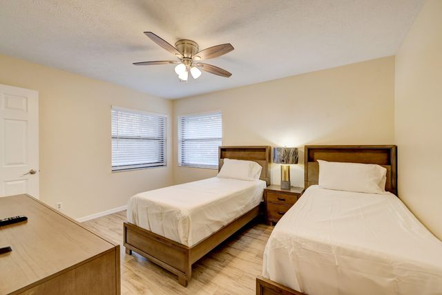 2910 SW Port St Lucie Boulevard, Port St. Lucie, FL 34953, Port St Lucie, FL 34953