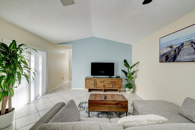 2910 SW Port St Lucie Boulevard, Port St. Lucie, FL 34953, Port St Lucie, FL 34953