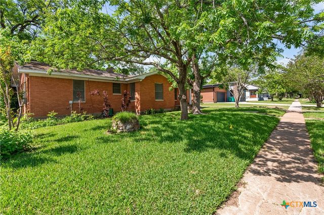 1412 E Leon Street, Gatesville, TX 76528