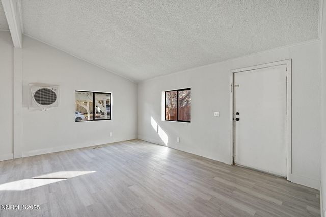 2720 Dahlia Way, Reno, NV 89512