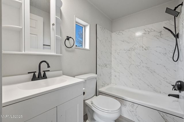 2720 Dahlia Way, Reno, NV 89512