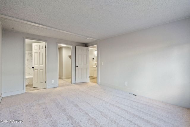 2720 Dahlia Way, Reno, NV 89512