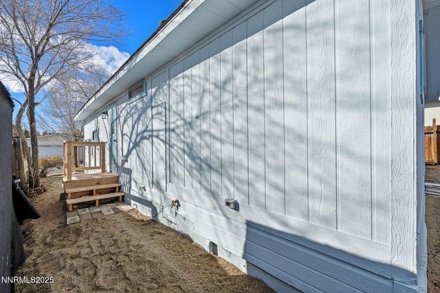 2720 Dahlia Way, Reno, NV 89512