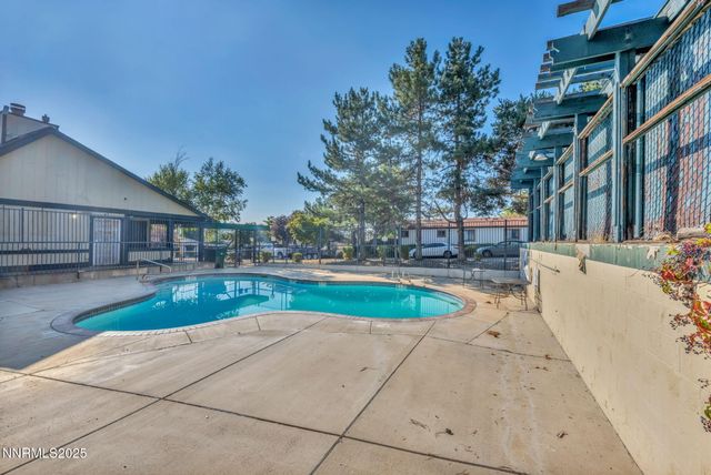 2720 Dahlia Way, Reno, NV 89512