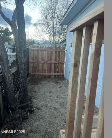 2720 Dahlia Way, Reno, NV 89512