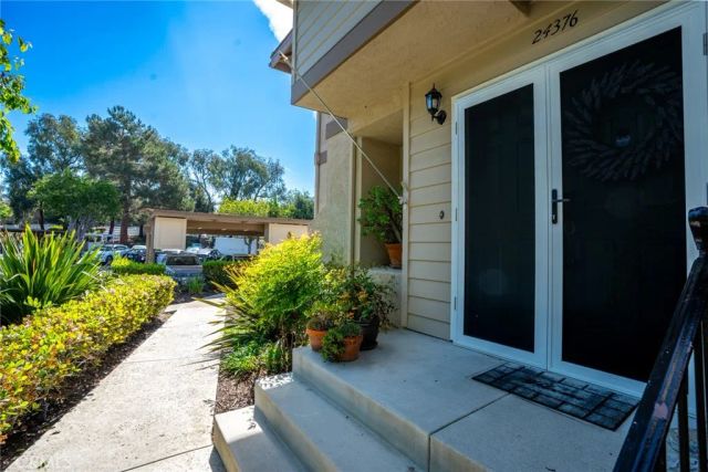 24376 Larchmont Court, Laguna Hills, CA 92653