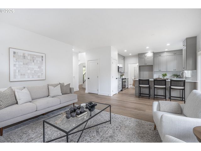 17350 ASHLEY Ct, Lake Oswego, OR 97035