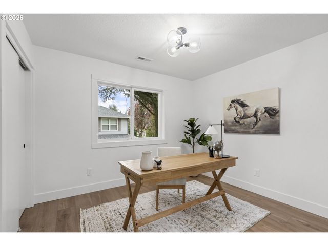 17350 ASHLEY Ct, Lake Oswego, OR 97035