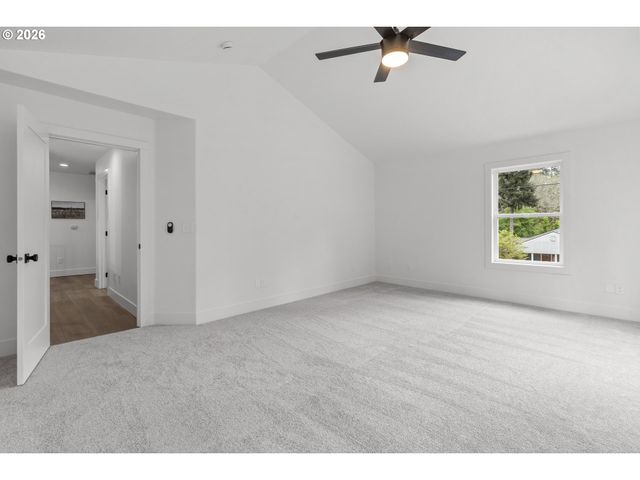 17350 ASHLEY Ct, Lake Oswego, OR 97035