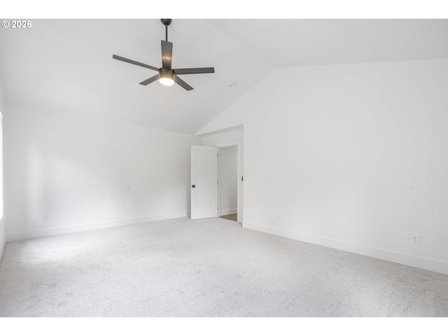 17350 ASHLEY Ct, Lake Oswego, OR 97035