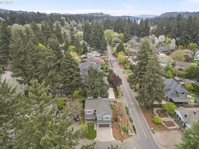 17350 ASHLEY Ct, Lake Oswego, OR 97035